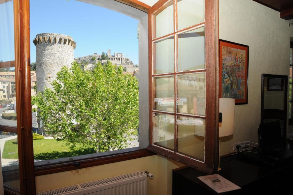 Grand Hotel Du Cours Sisteron Habitación foto